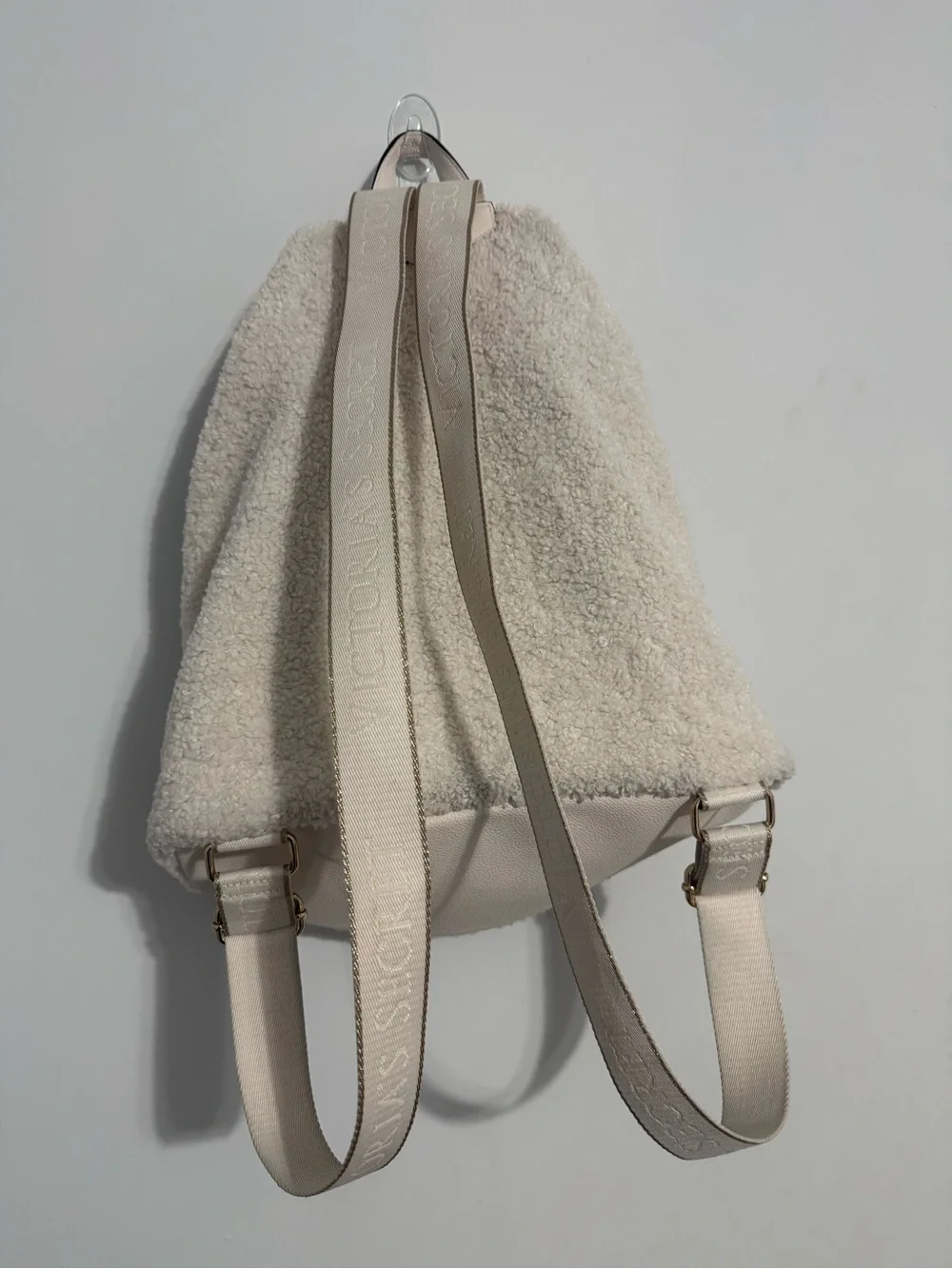 Victoria’s Secret Cream Sherpa Drawstring Backpack with Gold Chain Accent - Picture 3 of 8